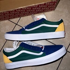 Vans Yacht Club size 13